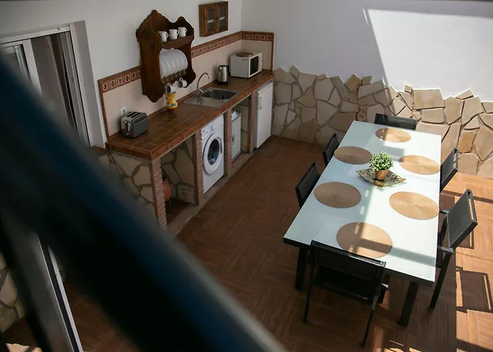 Casa Maria En El Centro Feriehus Nerja